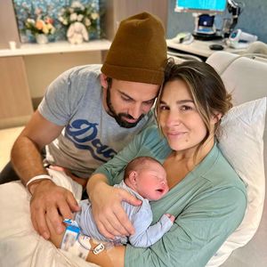 Erste Fotos: Jessie James Decker ist wieder Mama geworden!