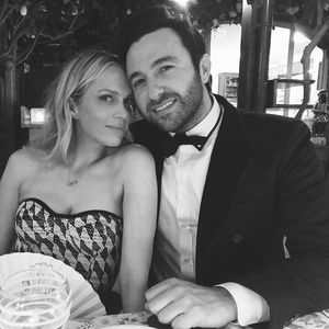 "The O.C."-Star Erin Foster hat ihren Simon geheiratet!