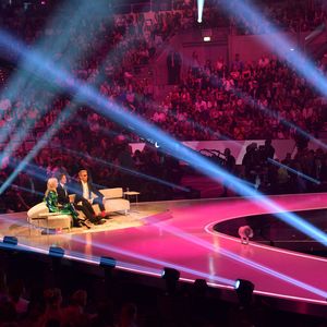 Fieser Sturz bei GNTM-Kandidatin: Der Notarzt muss kommen!