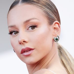 Neuer Look: "Élite"-Star Ester Expósito hat nun braune Haare