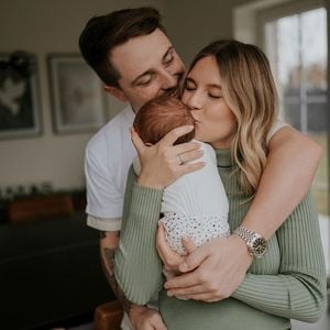Dagi Bee teilt erste Familienfotos mit Eugen und Baby Nelio