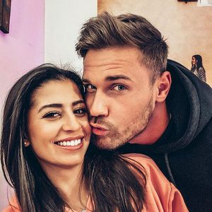 Wie viel wollen Eva und Chris von ihrem Babyglück teilen?