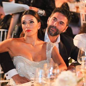 Süß: Eva Longoria und ihr José schmusen zusammen auf Gala!