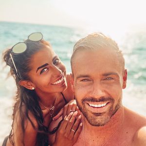 Hat Chris während Eva Benetatous Schwangerschaft zugenommen?