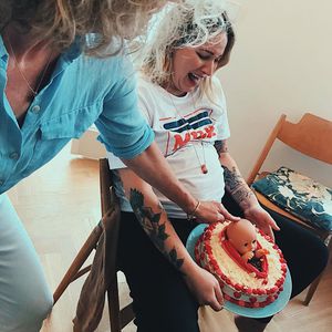 Geburts-Torte: Evelyn Weigert feierte witzige Baby-Shower!
