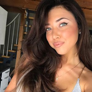 Rose aus Mitleid? So hätten die Ex-Bachelor-Girls reagiert!