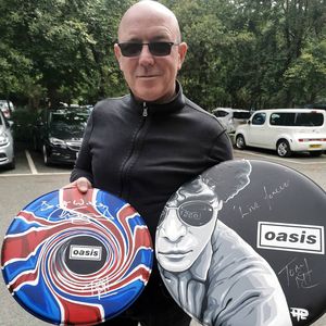 Oasis-Gründungsmitglied Tony McCarroll hatte Herzinfarkt