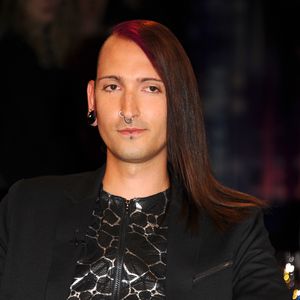 Fabian Kahl findet in Haushaltsauflösung megateure Lampen!