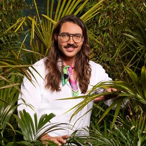 Fabio Knez nimmt zwei Begleitpersonen ins Dschungelcamp mit!