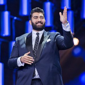 "The Masked Singer": Faisal nicht Kakadu, sondern Juror!