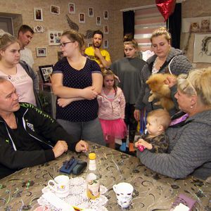 14 Personen und Risikopatient Harald: Silvia hat Corona-Plan