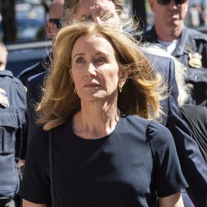 Felicity Huffman äußert sich erstmals zu Bestechungsskandal!