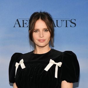 Felicity Jones muss bei Rollen auch aufs Geld achten
