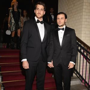 Nach Verlobung: Wann heiraten Jannik Schümann und Felix?