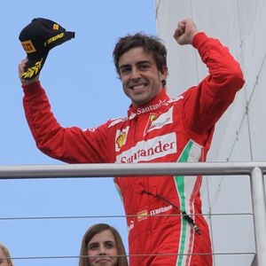 Fernando Alonso trennt sich von seiner Frau
