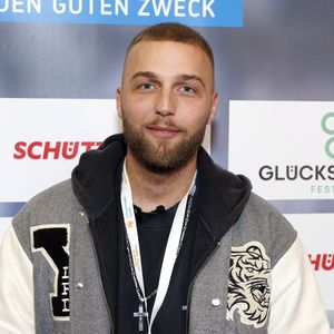Bald 30: Wie kommt Filip Pavlović mit dem Älterwerden klar?