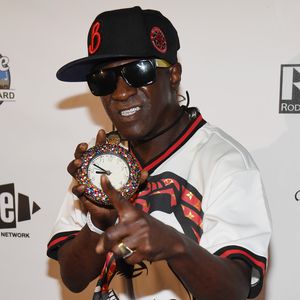 Fake News? Flavor Flav dementiert Gerüchte um Show-Reboot!
