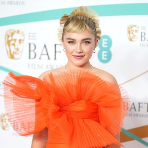 Süßes Händchenhalten: Florence Pugh ist wieder vergeben!