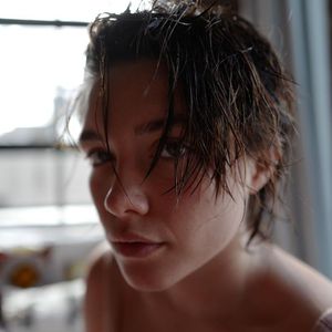 Zach Braffs Freundin Florence Pugh kaum wiederzuerkennen!