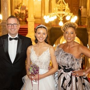 Arabella Kiesbauer: Emotionaler Maturaball ihrer Tochter