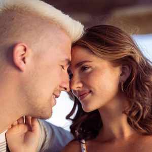 Romantisch: Julita und Florian veröffentlichen Pärchen-Song