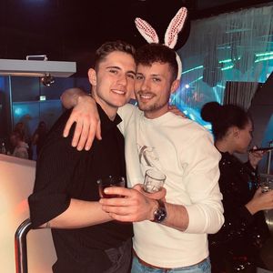 TV-Bauer Johannes teilt erste Paarfotos mit seinem Florian!