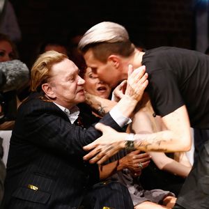 Krass! Helmut Berger liebt den Botox-Boy jr. (33)