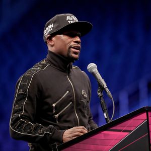 Nach Mega-Kampf-Sieg: Floyd Mayweather beendet Karriere!