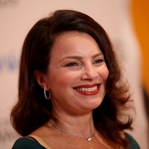 So sieht Maggie aus "Die Nanny" heute aus