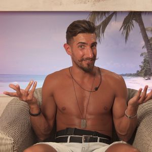 Zu selbstverliebt? Netz lacht über "Love Island"-Francesco