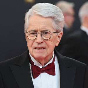 Doch so fromm: Frank Elstner träumte von Priesterkarriere