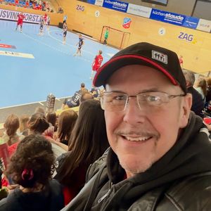 Große Gedenkfeier für Radio-Legende "Morgenmän Franky"