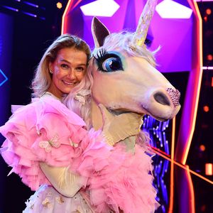 Wem gönnt Franzi van Almsick den "The Masked Singer"-Sieg?
