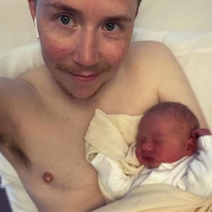 Schwangerer Transgender-Vater bringt zweites Baby zur Welt