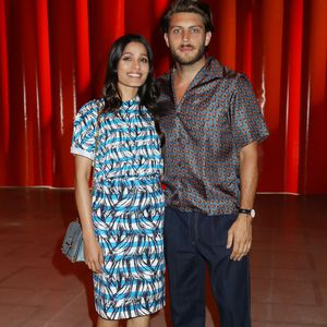 Stars wie Eva Longoria Parker machen blau