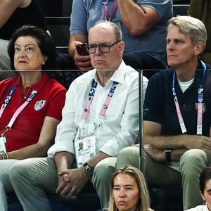 Olympia ohne Charlène: Schaut Fürst Albert deshalb so böse?