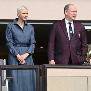 Liegt Fürstin Charlène und Fürst Alberts Ehe etwa am Boden?
