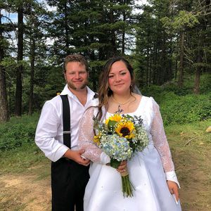 "Alaskan Bush People": Private Fotos von Gabes Wald-Hochzeit