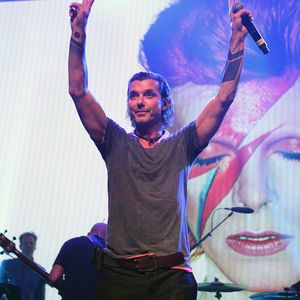 Oberkörperfrei! Gavin Rossdale - hot or not?