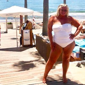 Gemma Collins flasht ihre Fans mit eigener Bikini-Kollektion