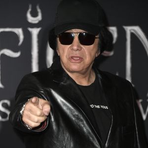 KISS-Bassist Gene Simmons wieder wegen Belästigung angeklagt