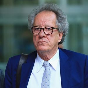 Geoffrey Rush: Rückkehr als Geist in "Fluch der Karibik 6"?