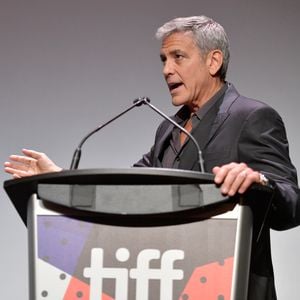 George Clooney wird unsichtbar
