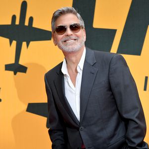 Wie bitte? George Clooney schenkte Kumpels eine Million!