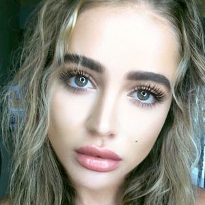 UK-"Love Island"-Georgia wegen geplatzter Zyste in Klinik