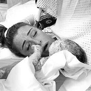 Ein Jahr Mama: Georgina Fleur teilt intimes Geburtsvideo!
