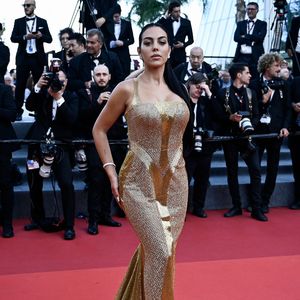 Goldig: Georgina Rodriguez zeigt ihre Kurven in Cannes!