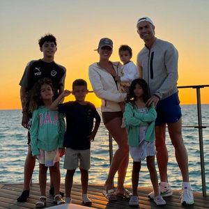 Cristiano Ronaldo teilt zum Muttertag süße Familienfotos!