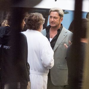 Am Filmset: Gerard Butler überrascht mit neuer Haarpracht!