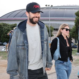 Gerard Piqué und seine Clara halten bei Konzert Händchen!